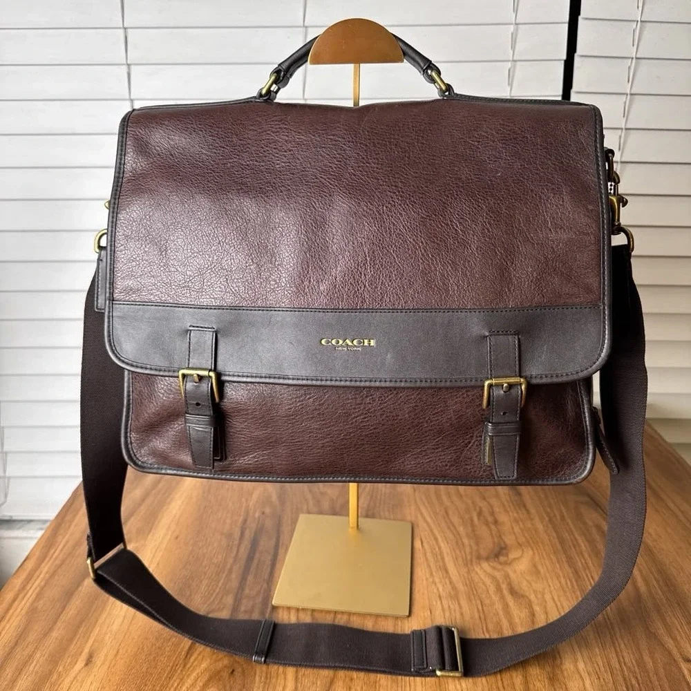 Coach Essex Messenger Briefcase Bag Brown Pebbled Leather Mens Satchel